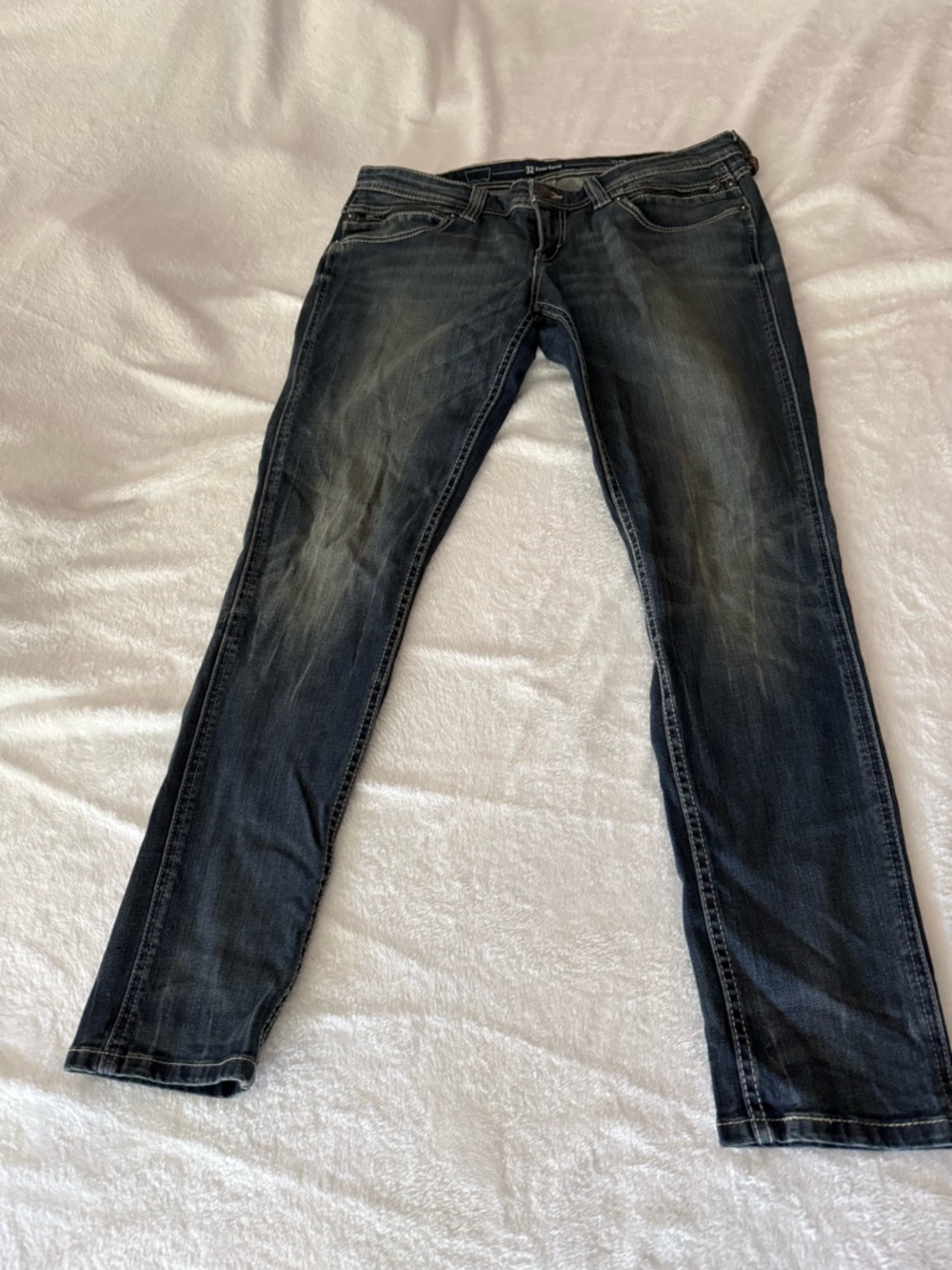 Levi’s Demi Curve Low Rise Skinny Jeans 32
